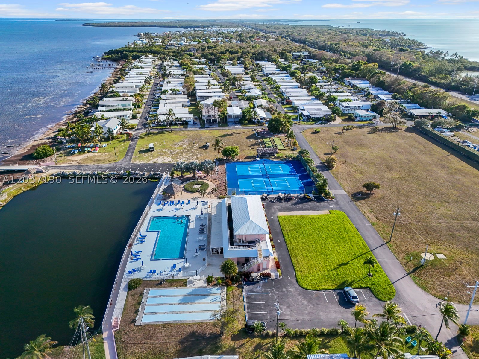 SILVER SHORES MOBILE HOME - Residential Lease
