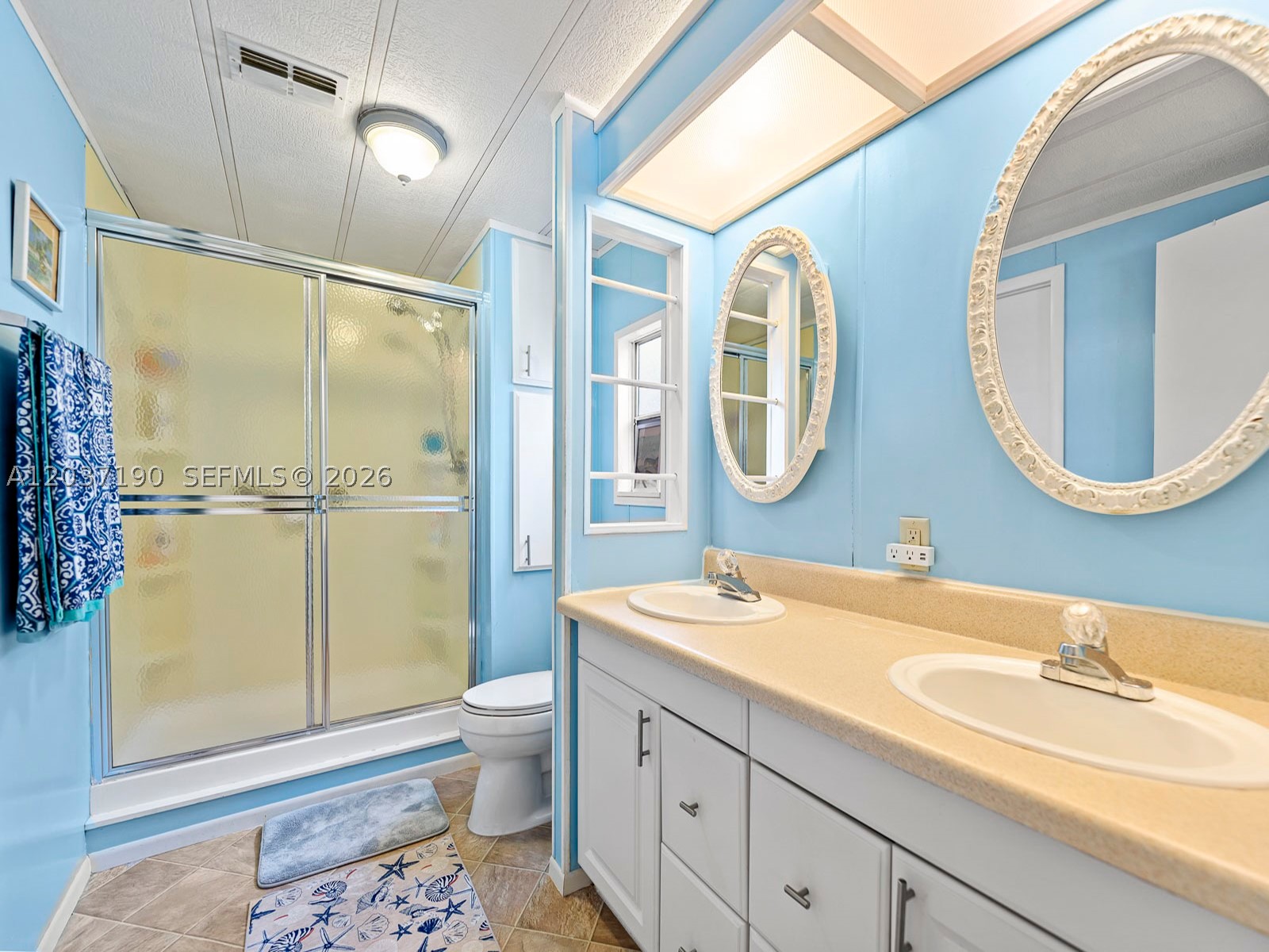 SILVER SHORES MOBILE HOME - Residential Lease