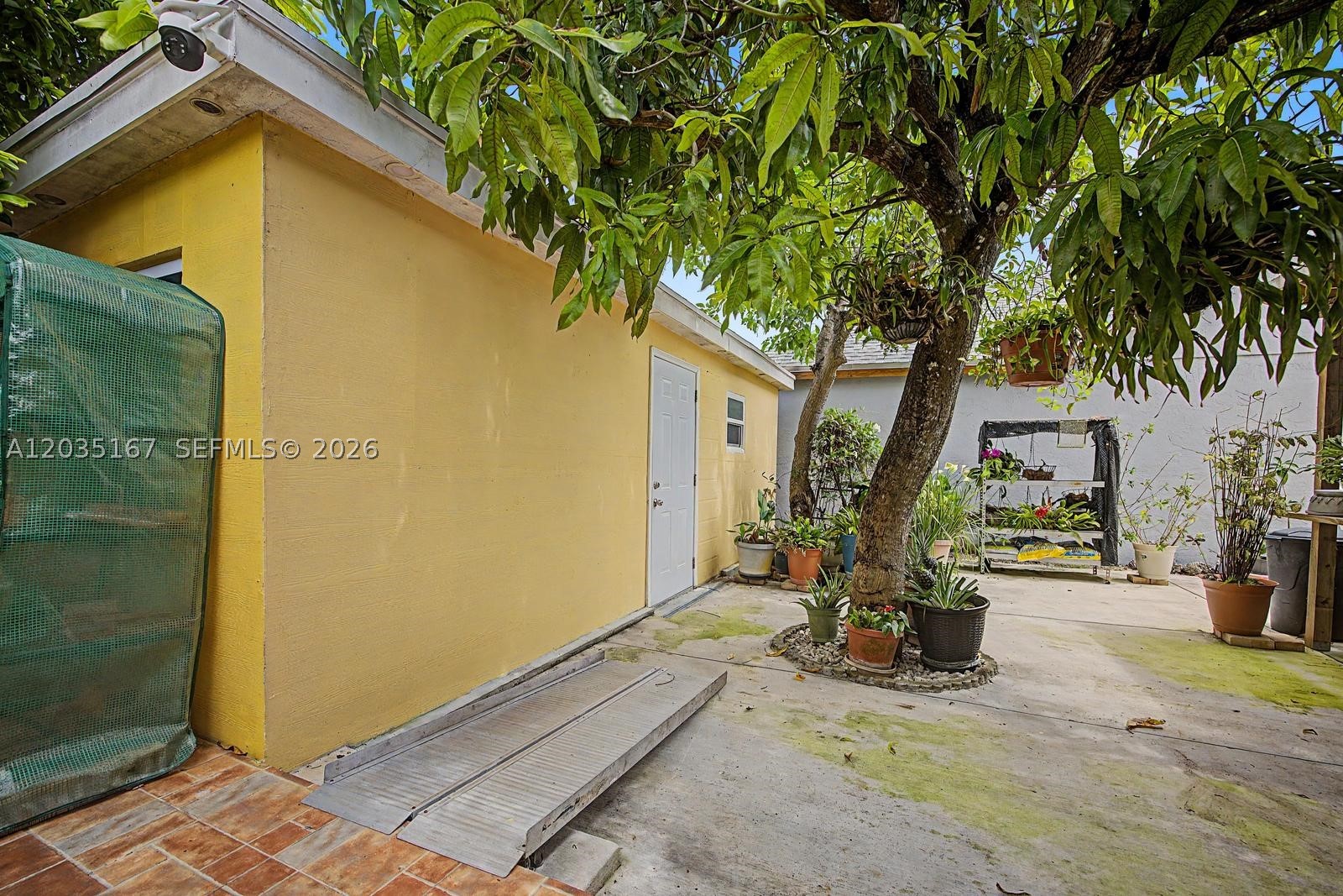 CHANTE-CLARE - Residential