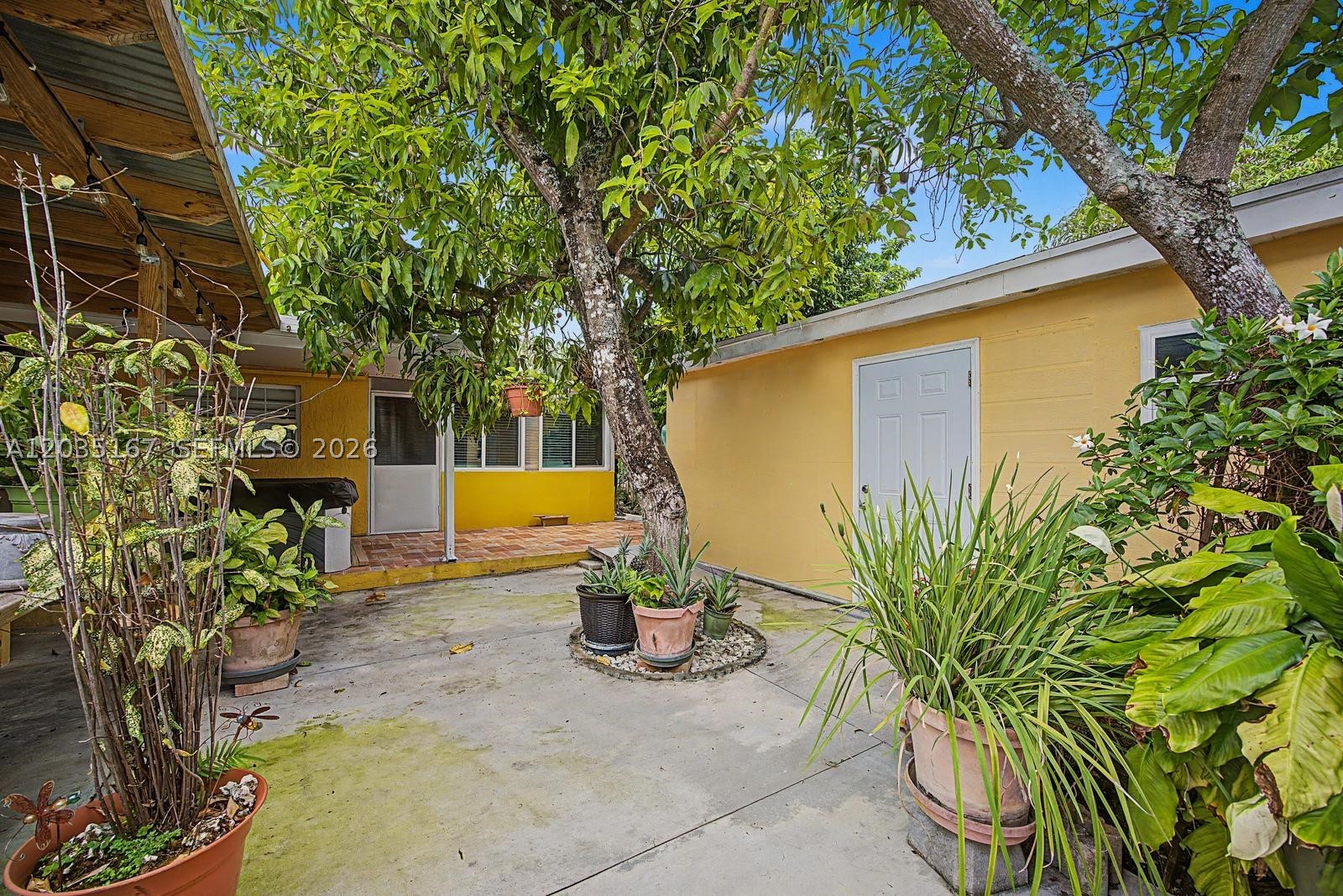 CHANTE-CLARE - Residential