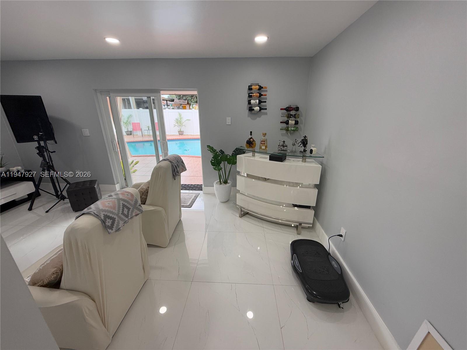 IDEAL HOMES SUB NO 3 - Residential