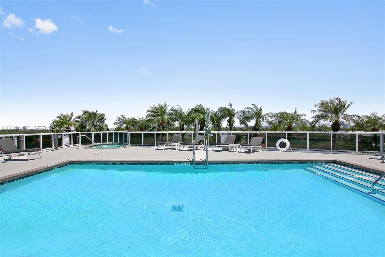 THE MERIDIAN CONDO - Residential