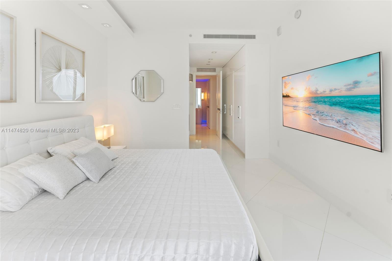 GREEN DIAMOND CONDO - Residential