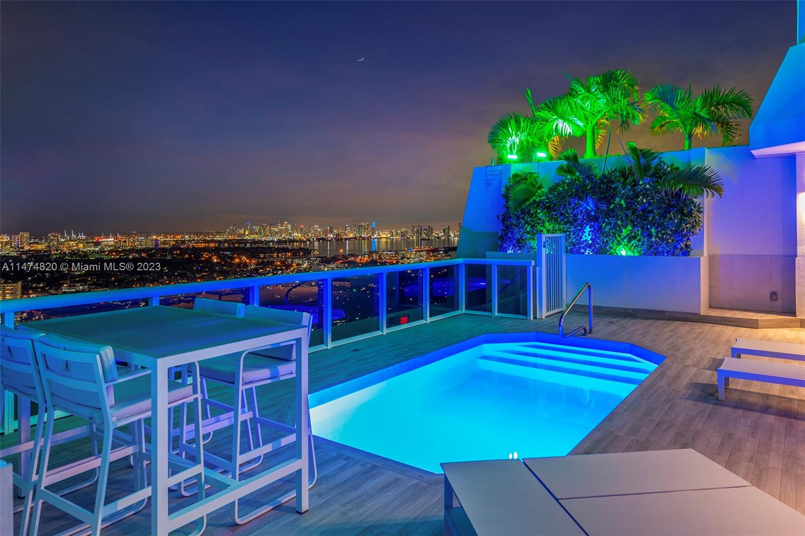 GREEN DIAMOND CONDO - Residential