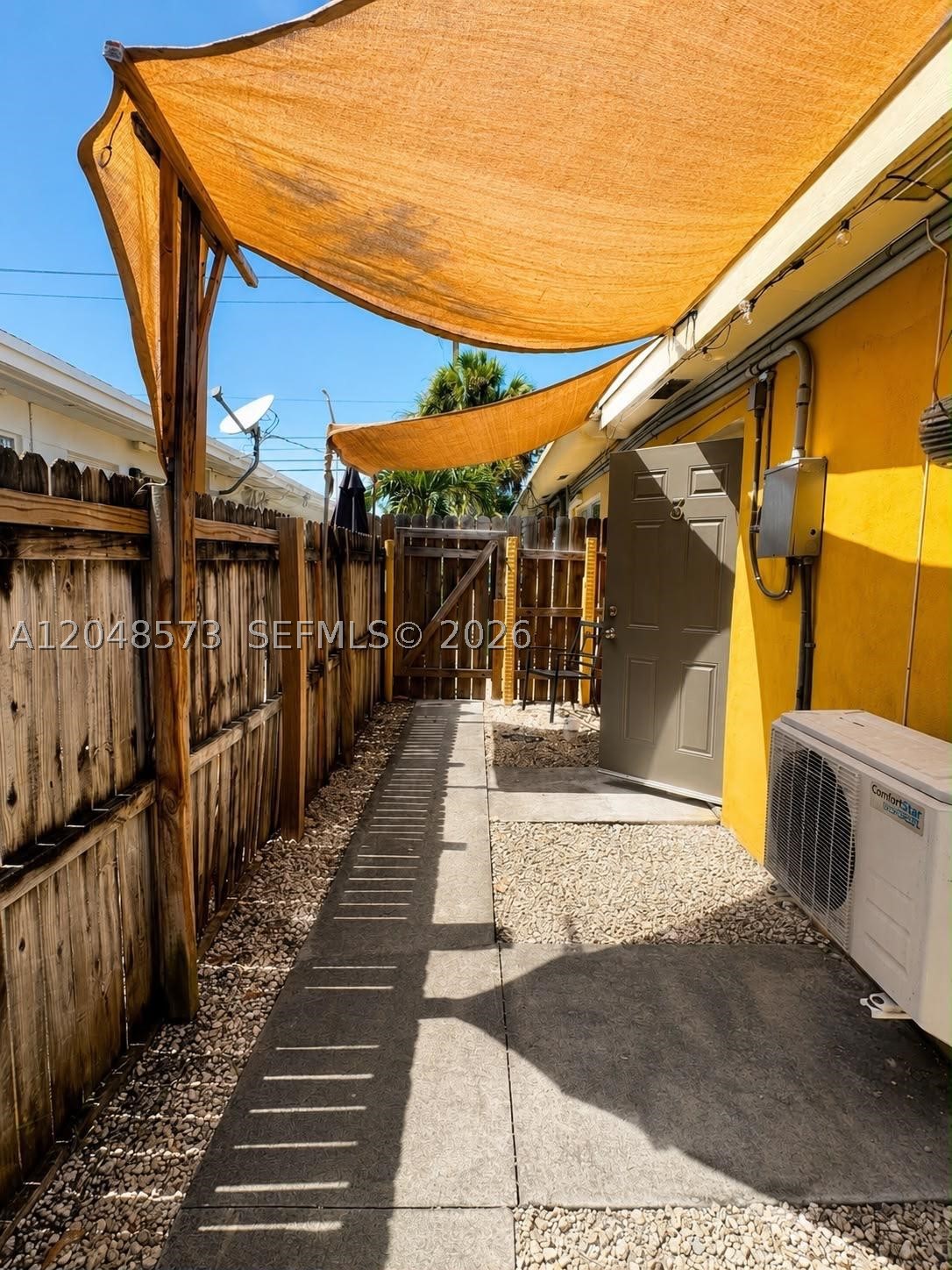 CORAL POINT - Residential Lease