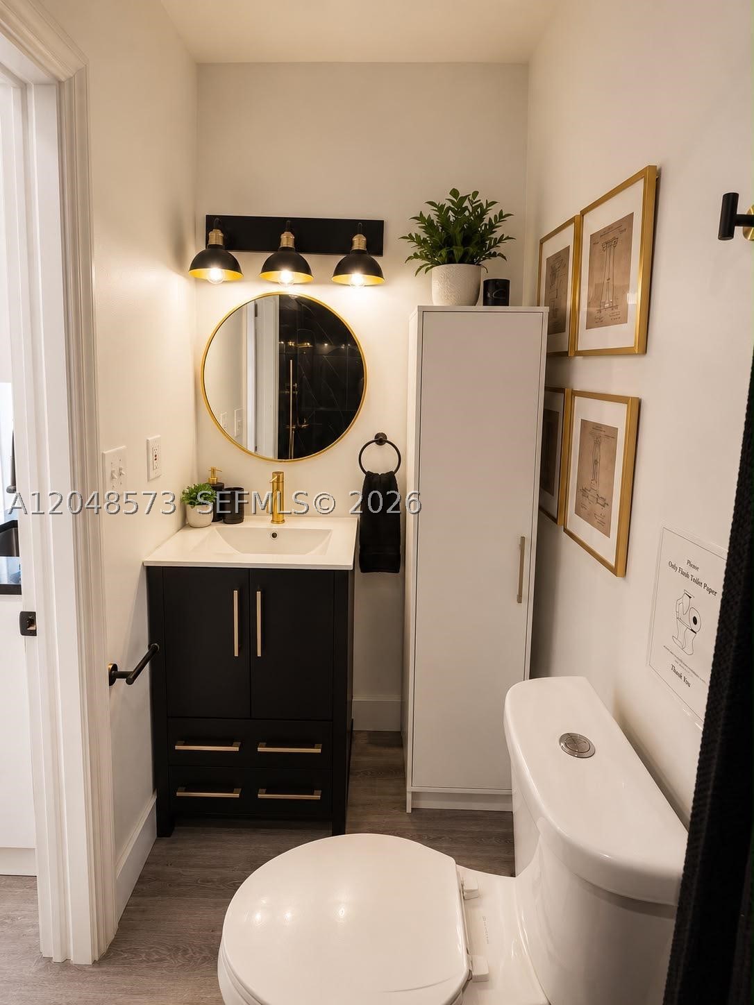CORAL POINT - Residential Lease