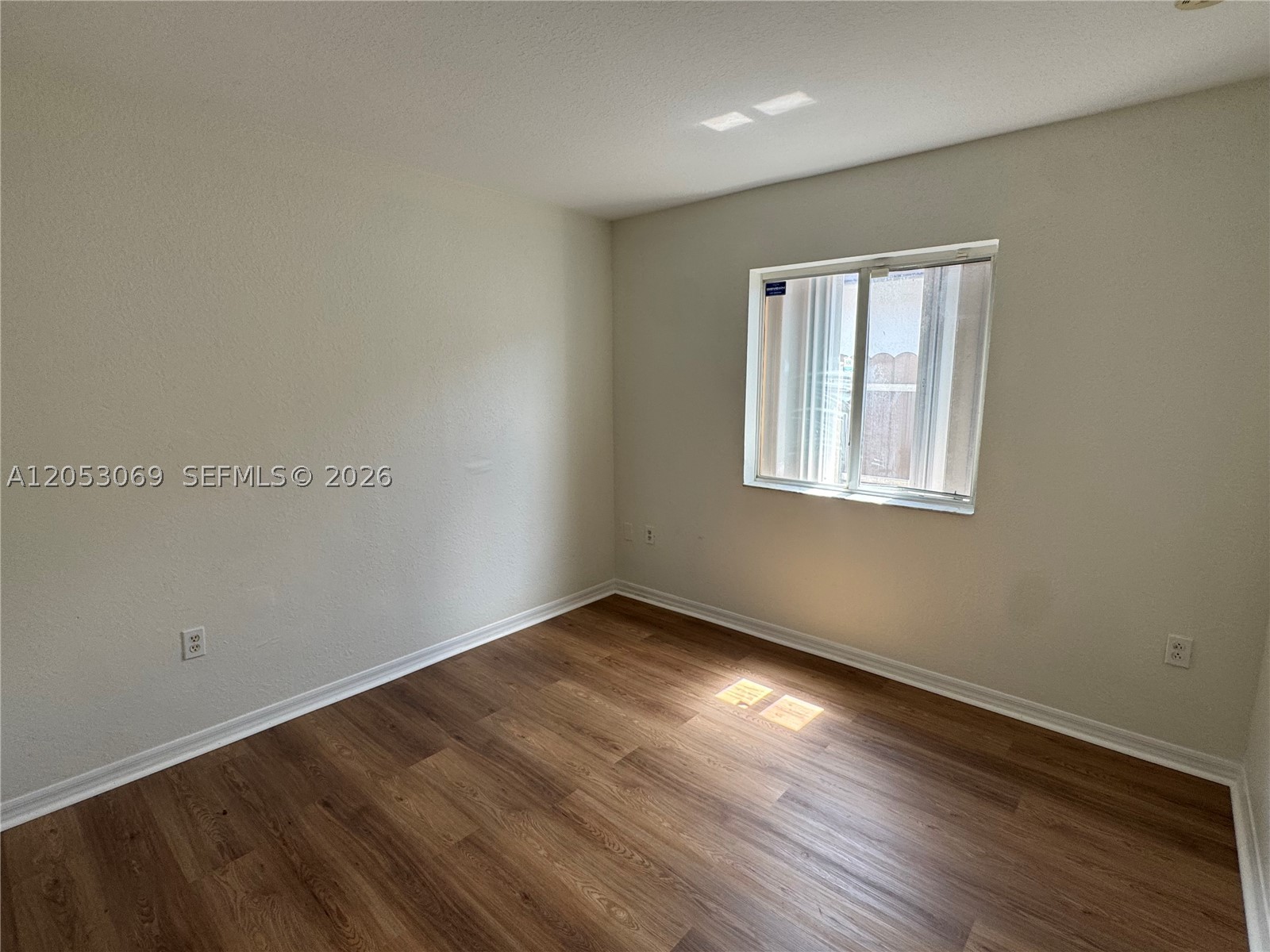 CHRISTOPHER GARDENS - Residential Lease