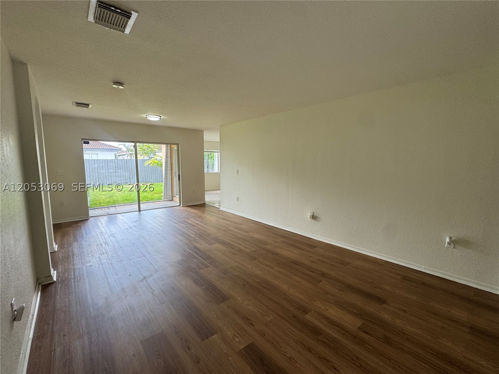 CHRISTOPHER GARDENS - Residential Lease