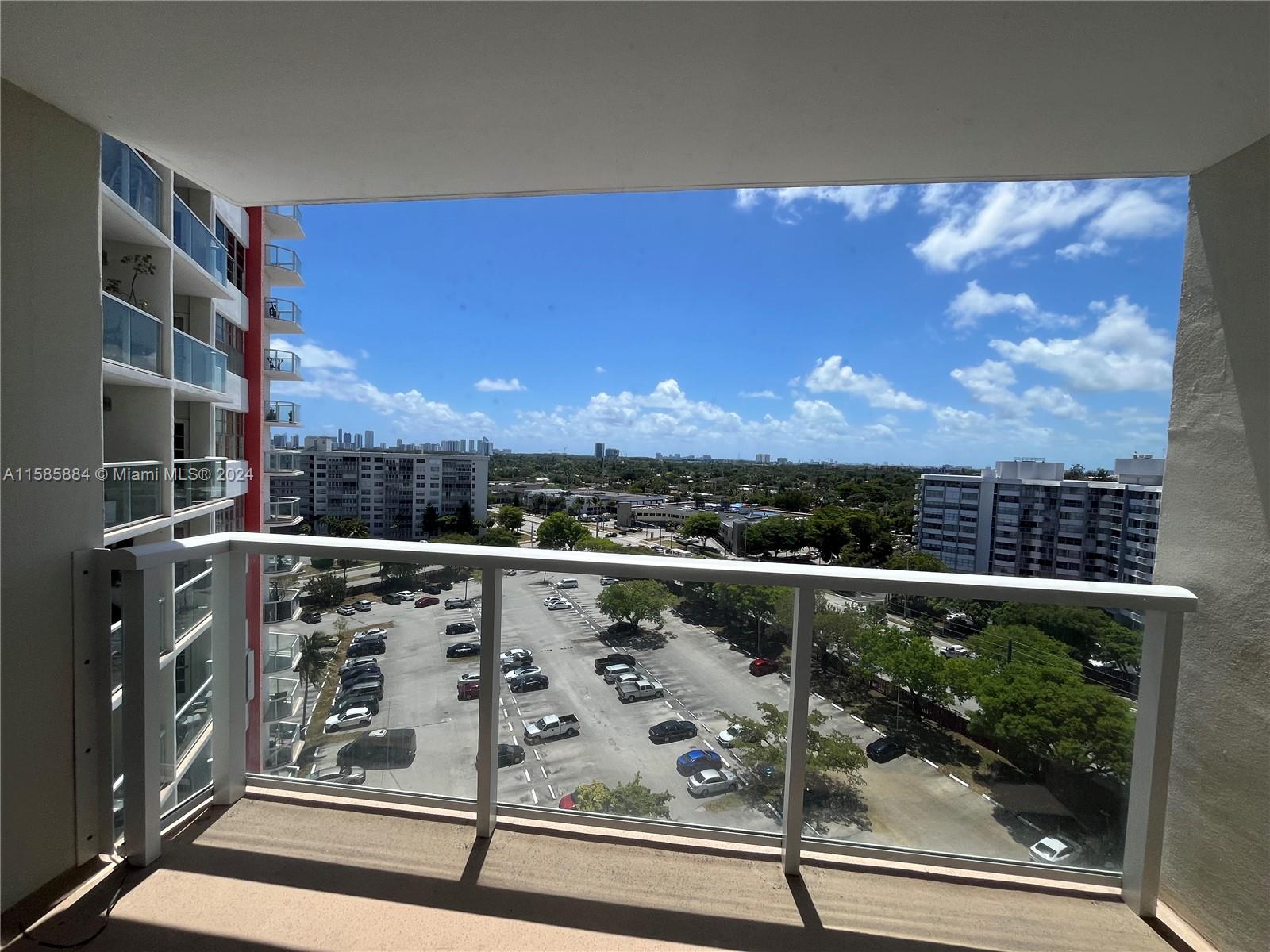 BUCKLEY TOWERS CONDO - WE - Residential