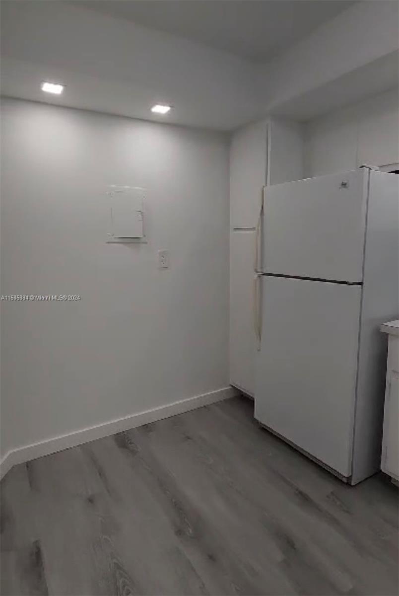 BUCKLEY TOWERS CONDO - WE - Residential