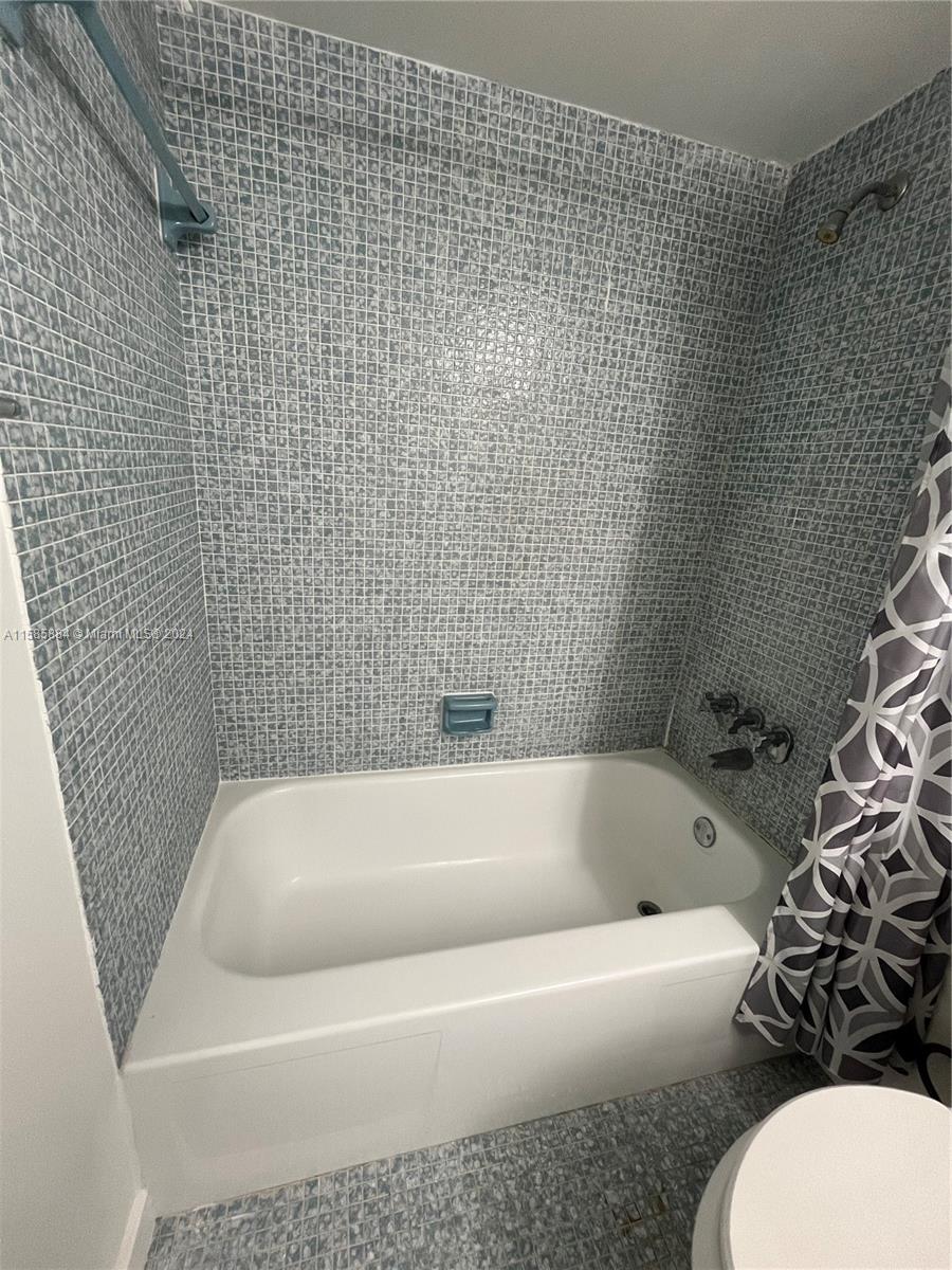 BUCKLEY TOWERS CONDO - WE - Residential