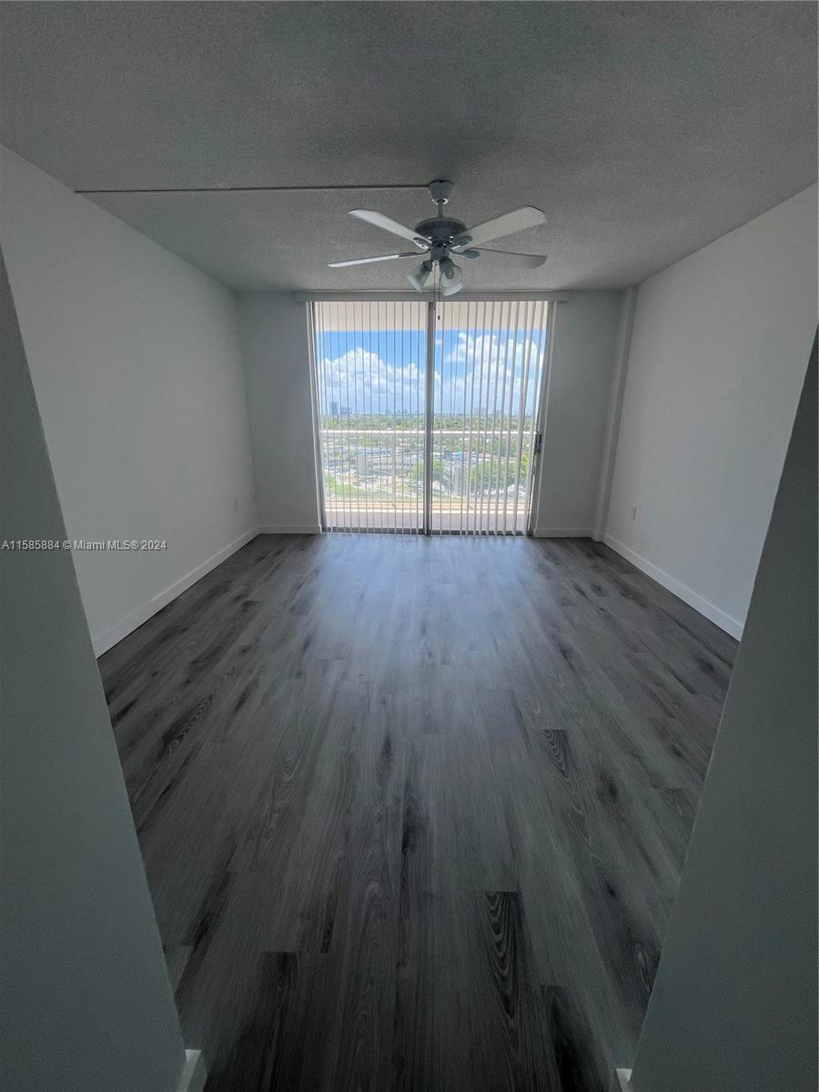 BUCKLEY TOWERS CONDO - WE - Residential