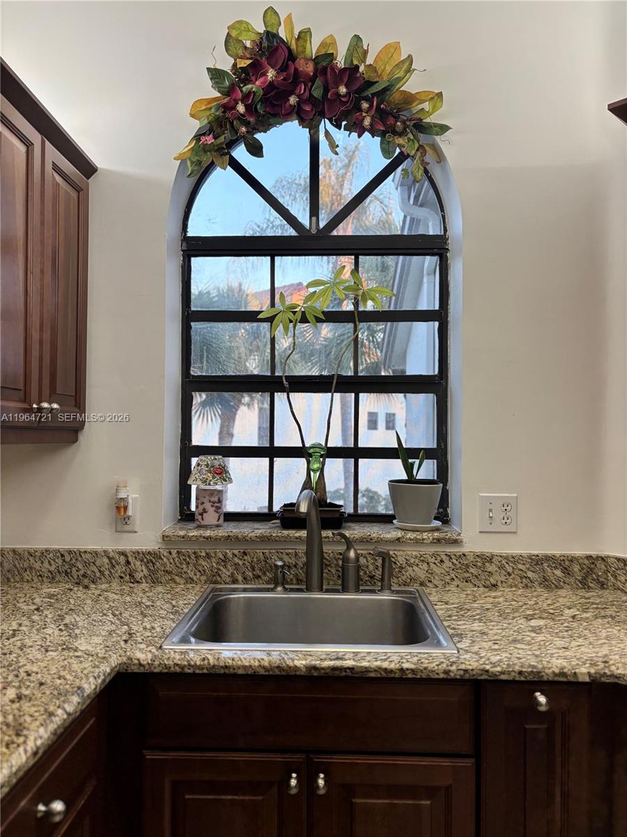 BELLAVISTA VILLAGE CONDO - Residential