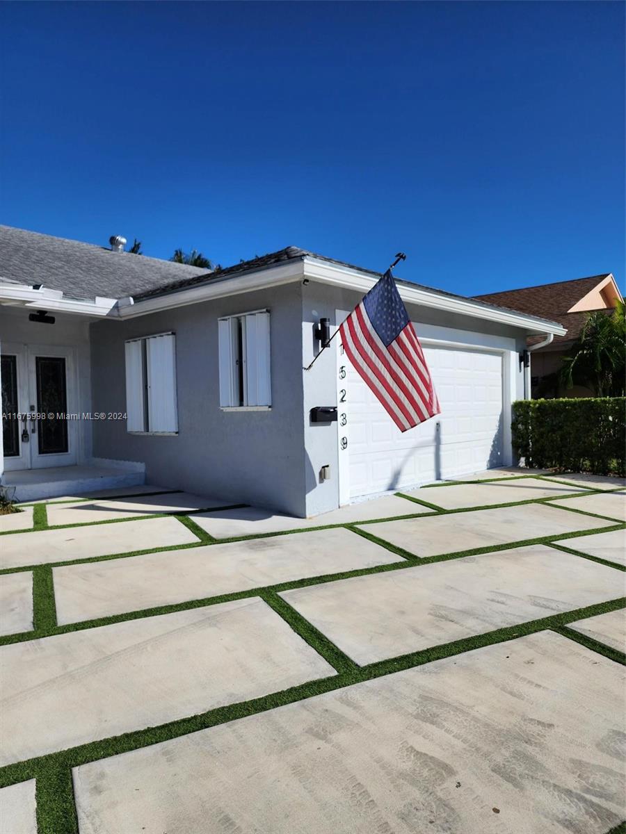 WESTWIND LAKES SEC 5 - Residential Lease