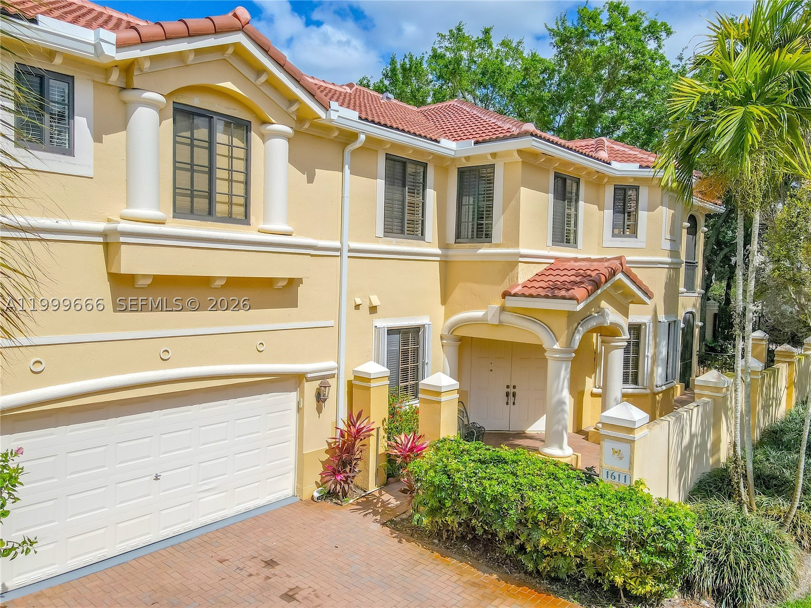 MARIPOSA POINTE AT WESTON - Residential