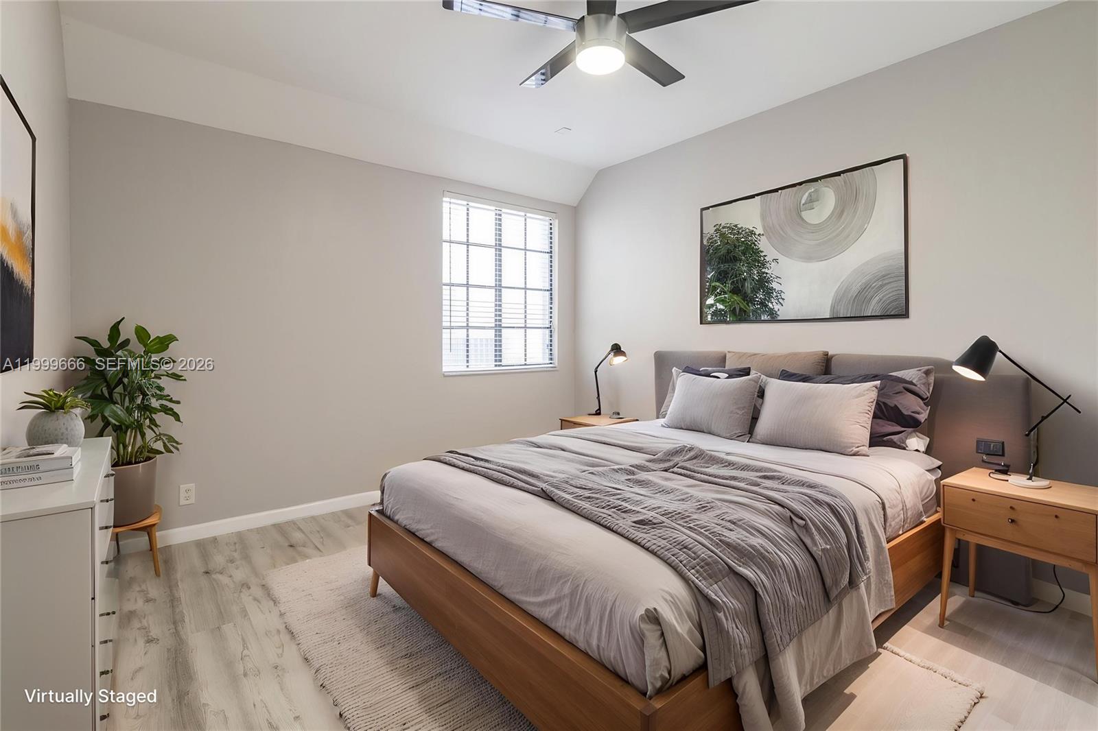 MARIPOSA POINTE AT WESTON - Residential