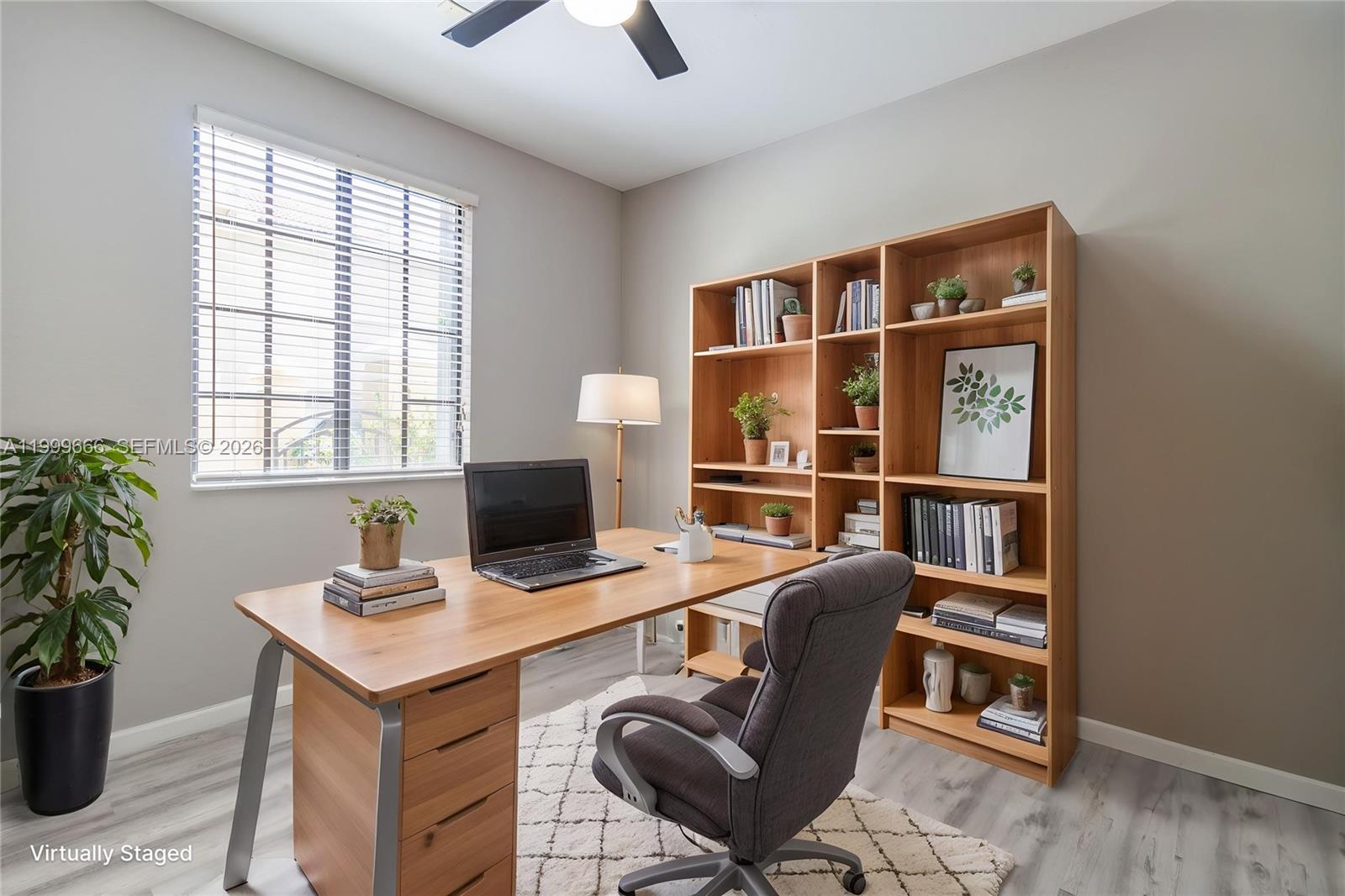 MARIPOSA POINTE AT WESTON - Residential