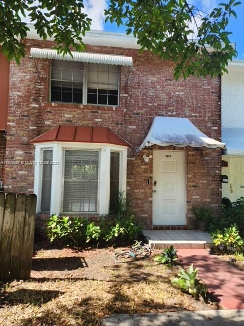 WESTFIELD AT WPB - Residential Lease