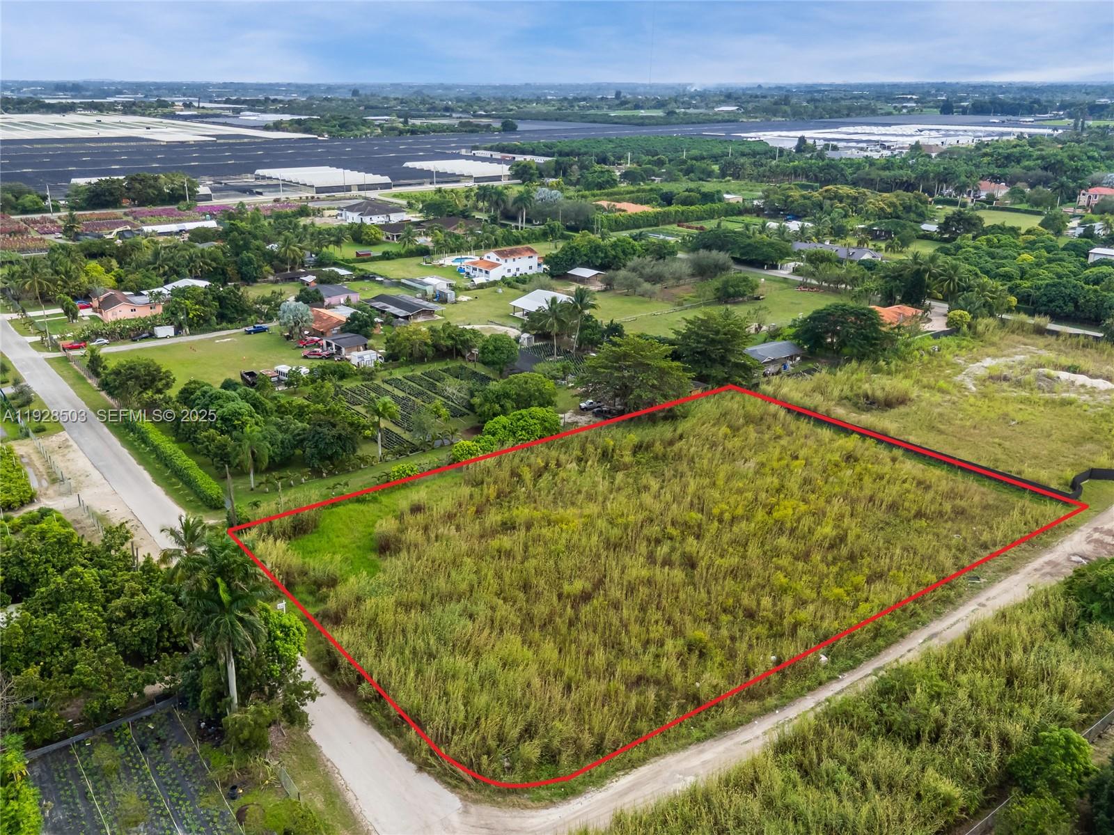 REDLAND 1.33 VACANT LAND - Land
