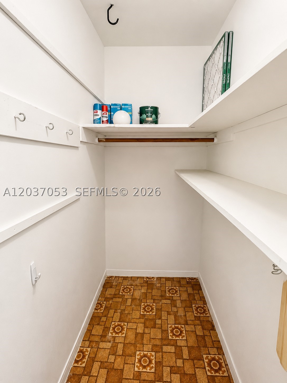 GALEN DRIVE CONDO APTS - Residential