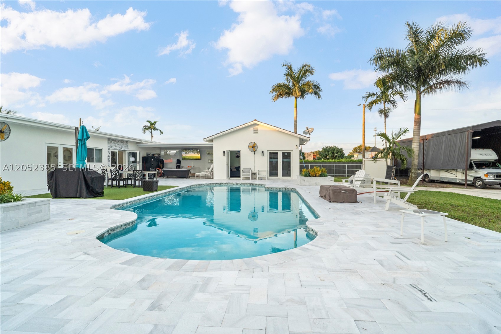 ACRES ESTATES - Residential