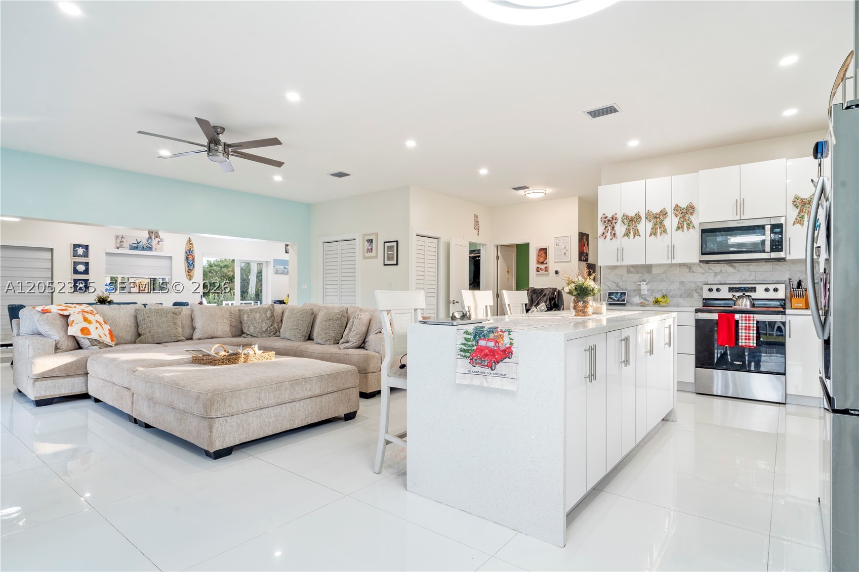 ACRES ESTATES - Residential