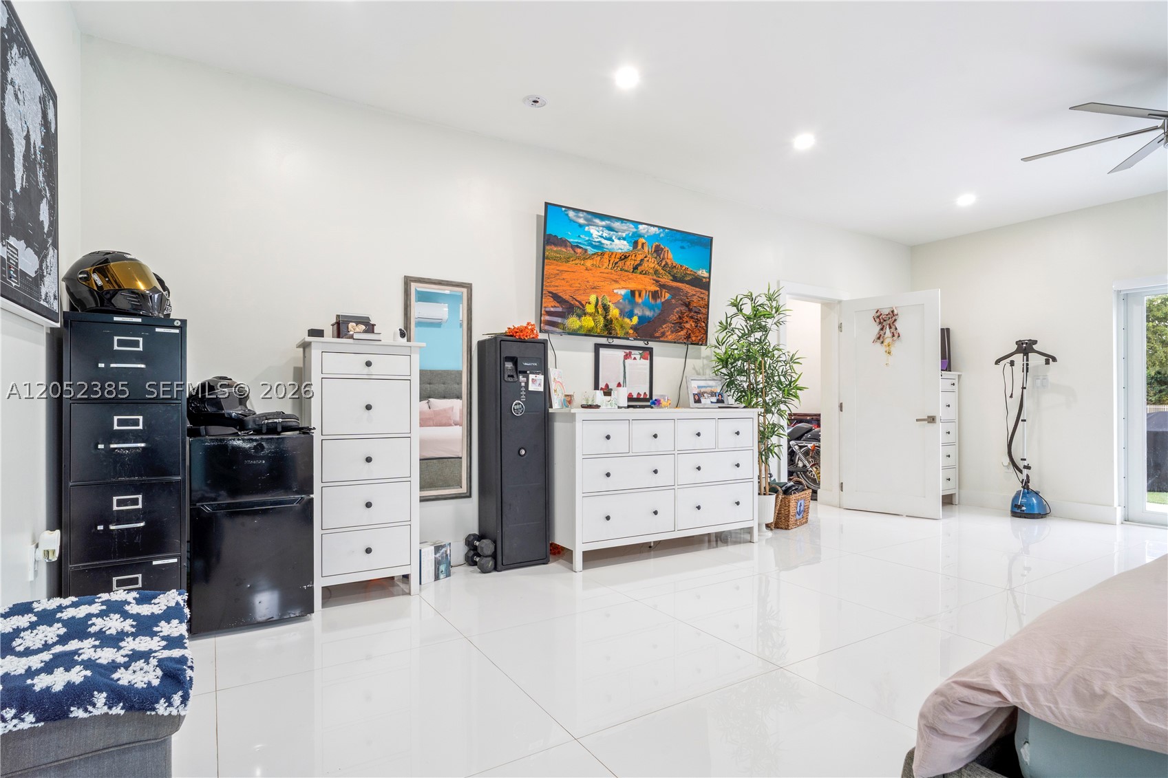 ACRES ESTATES - Residential