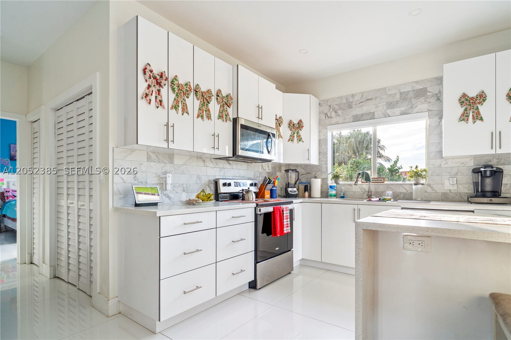 ACRES ESTATES - Residential