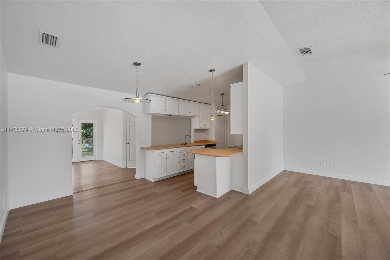 POINCIANA GARDENS SECTION - Residential