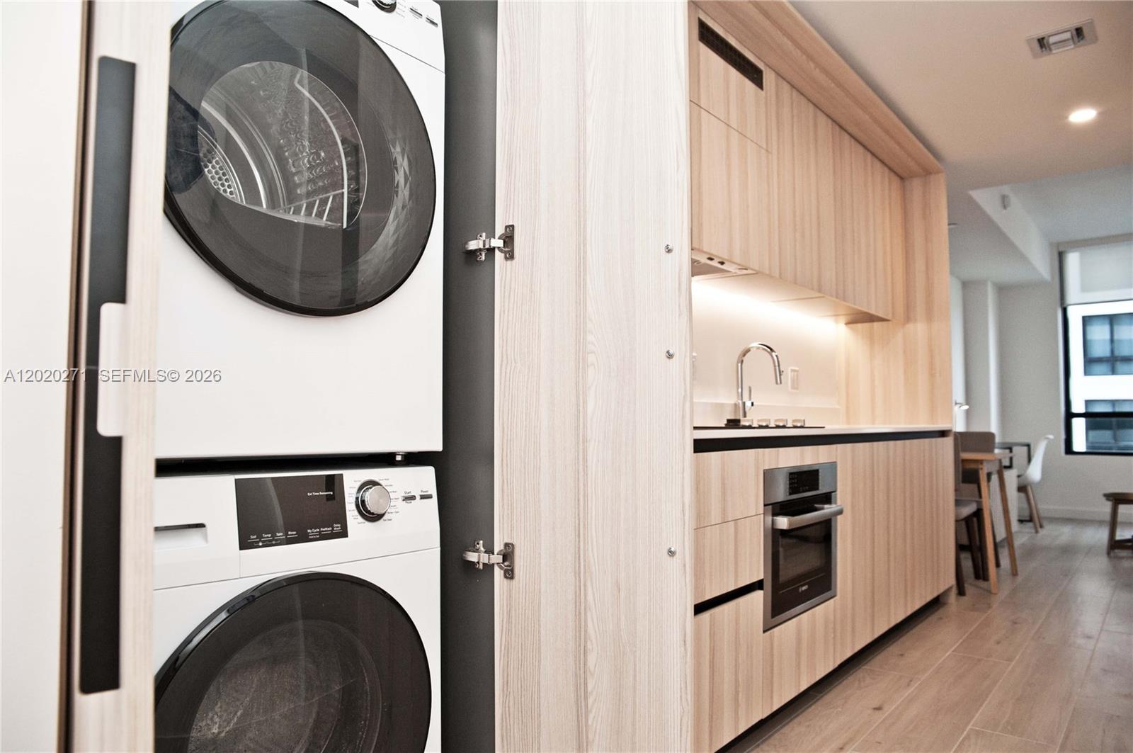 District 225 - Residential Lease