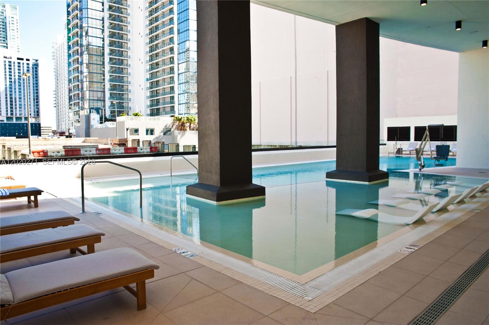 District 225 - Residential Lease