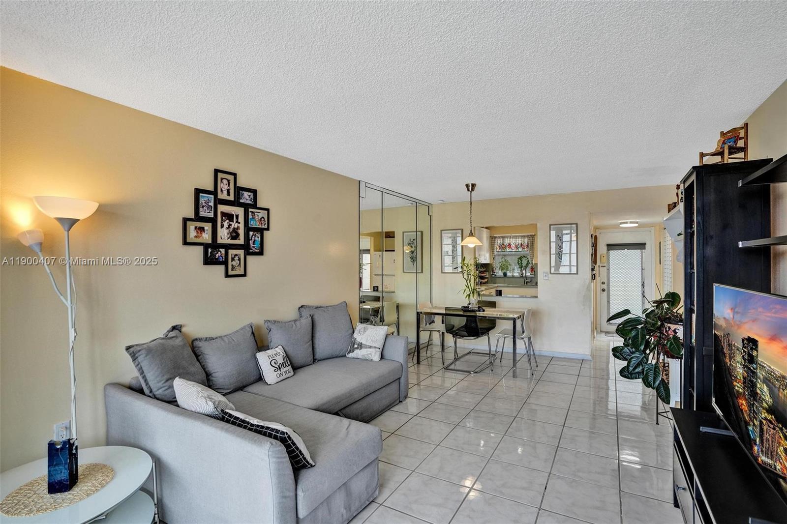 SUNRISE LAKES 78 CONDO - Residential