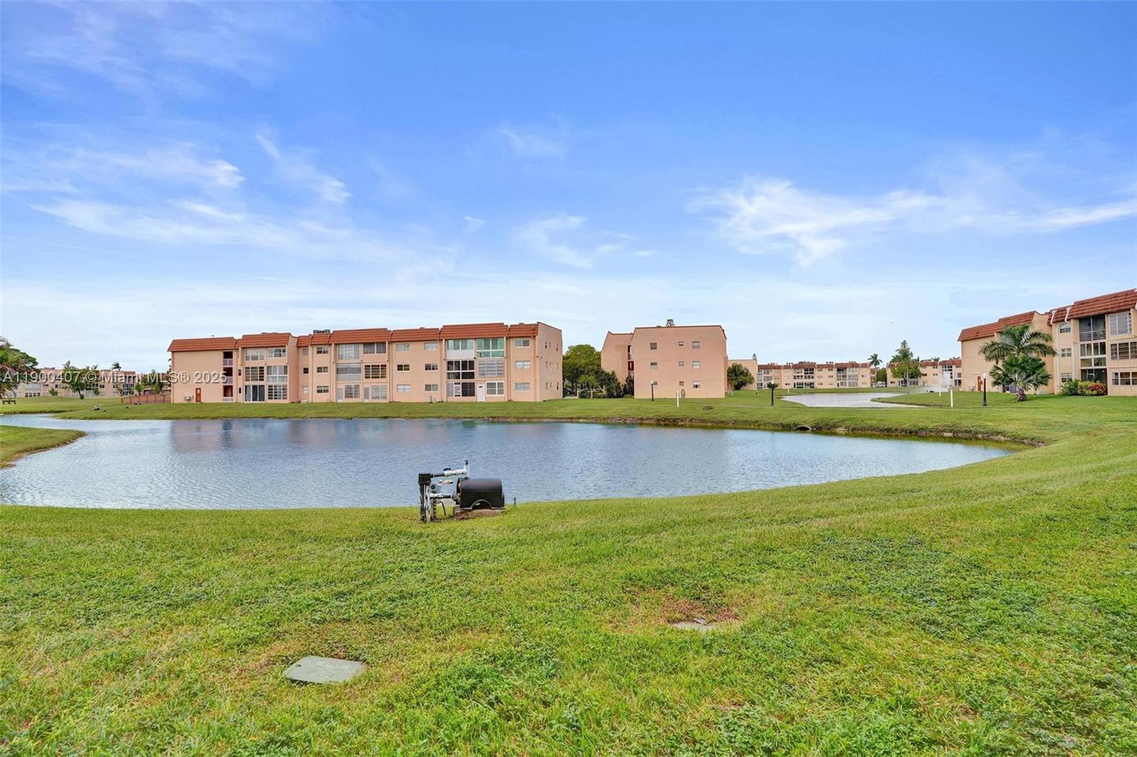 SUNRISE LAKES 78 CONDO - Residential