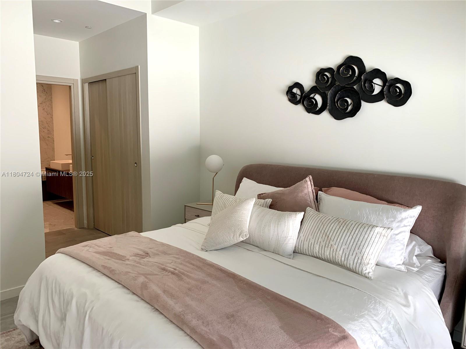 BRICKELL FLATIRON CONDO - Residential