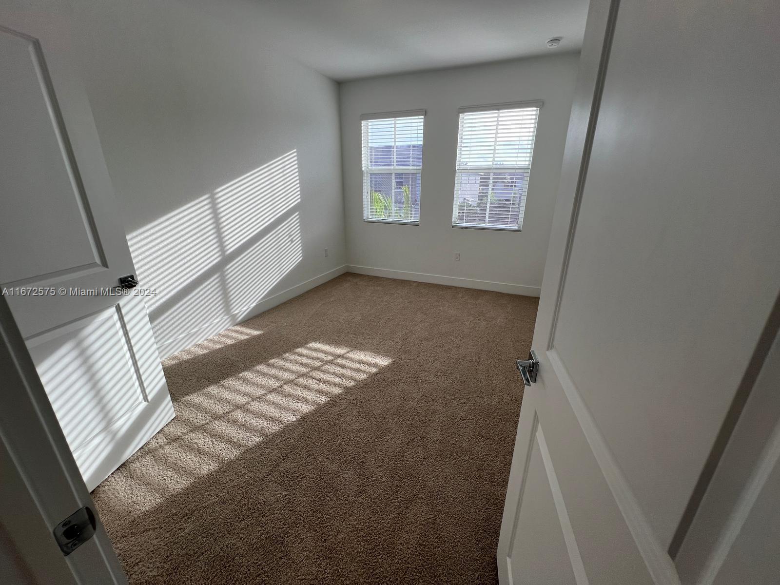MERRICK SQUARE - Residential Lease