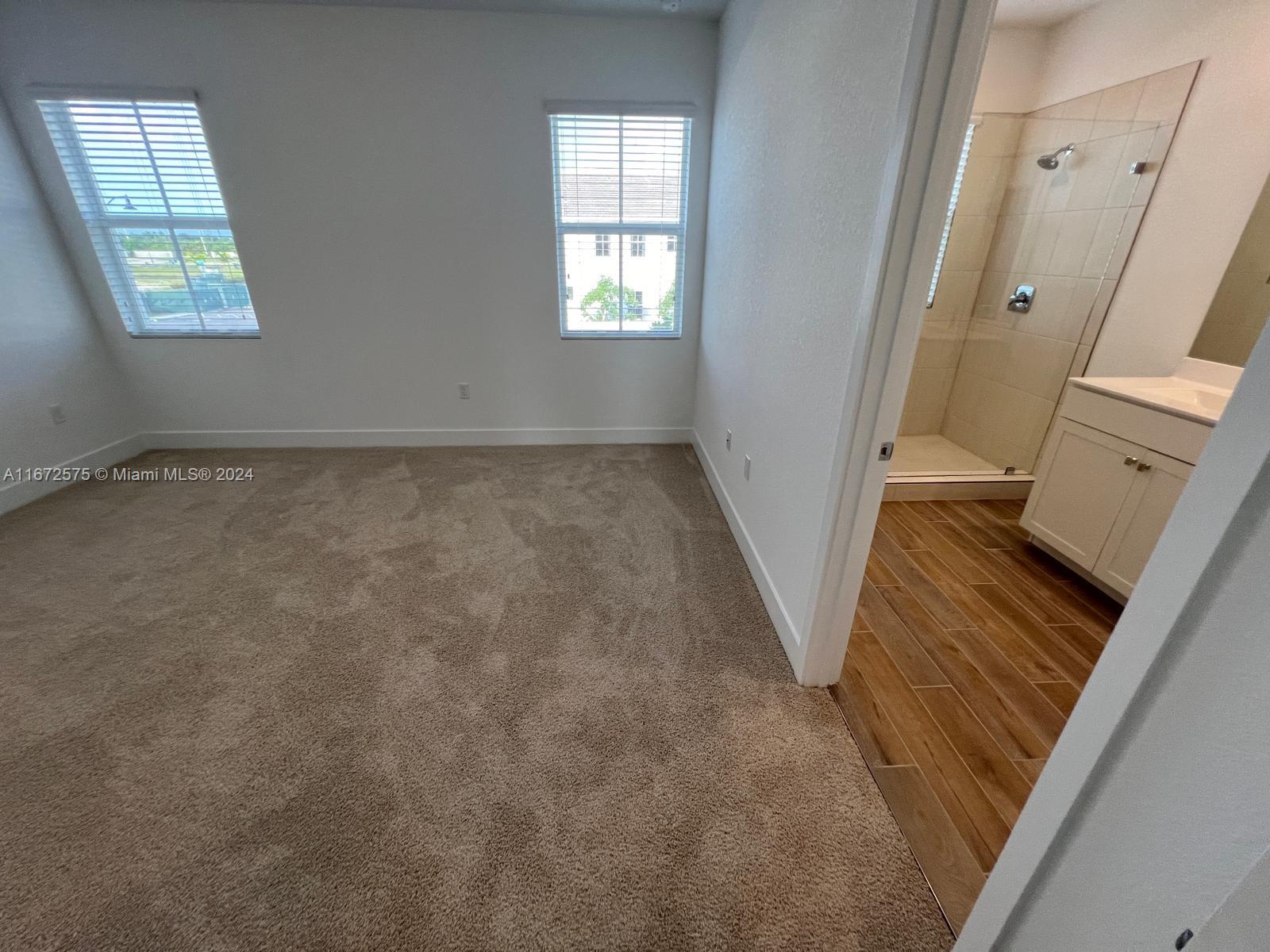 MERRICK SQUARE - Residential Lease