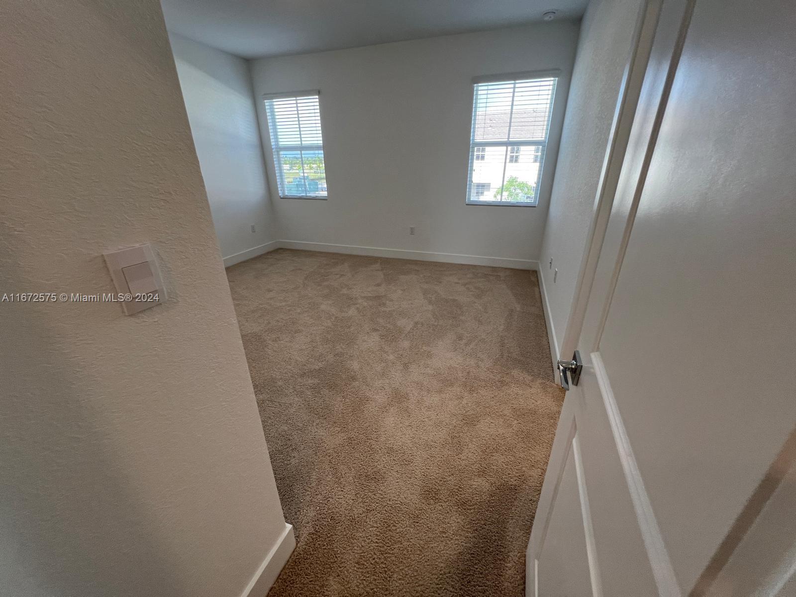 MERRICK SQUARE - Residential Lease