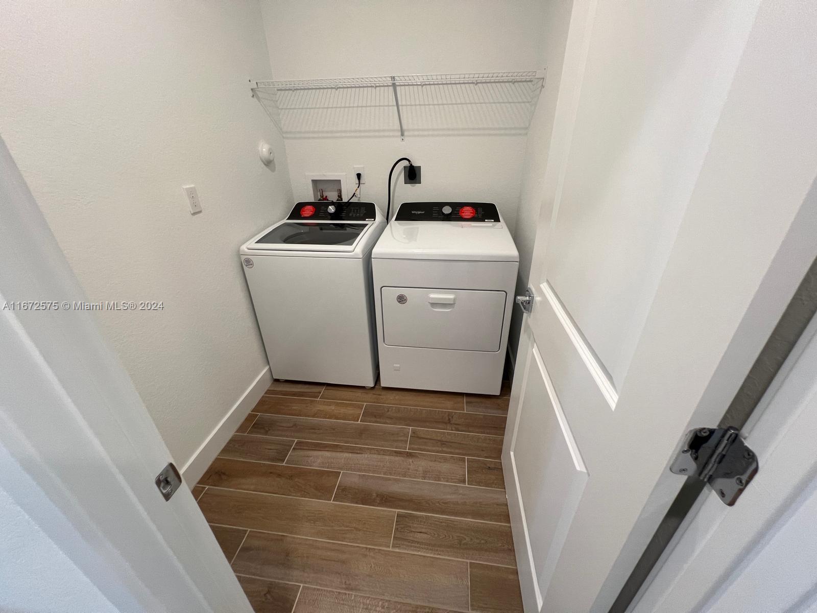 MERRICK SQUARE - Residential Lease