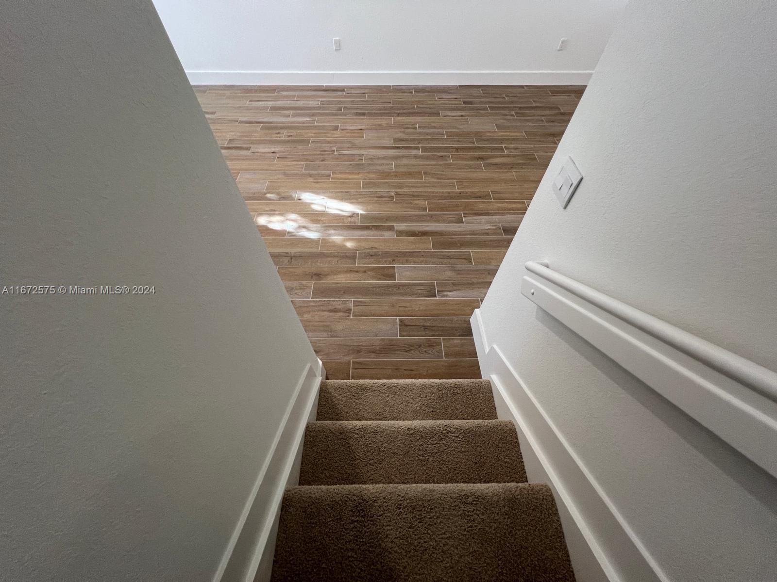 MERRICK SQUARE - Residential Lease