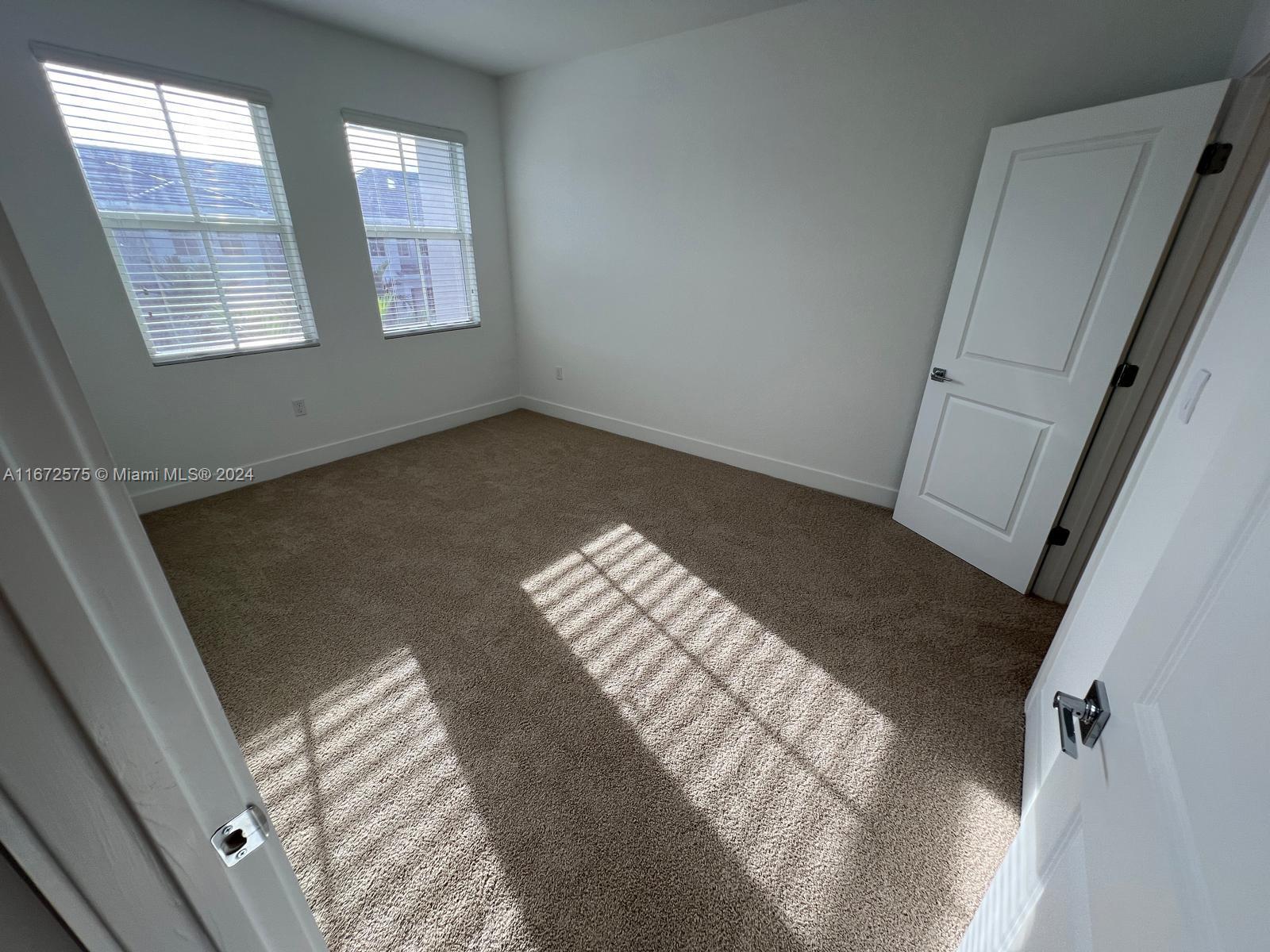 MERRICK SQUARE - Residential Lease