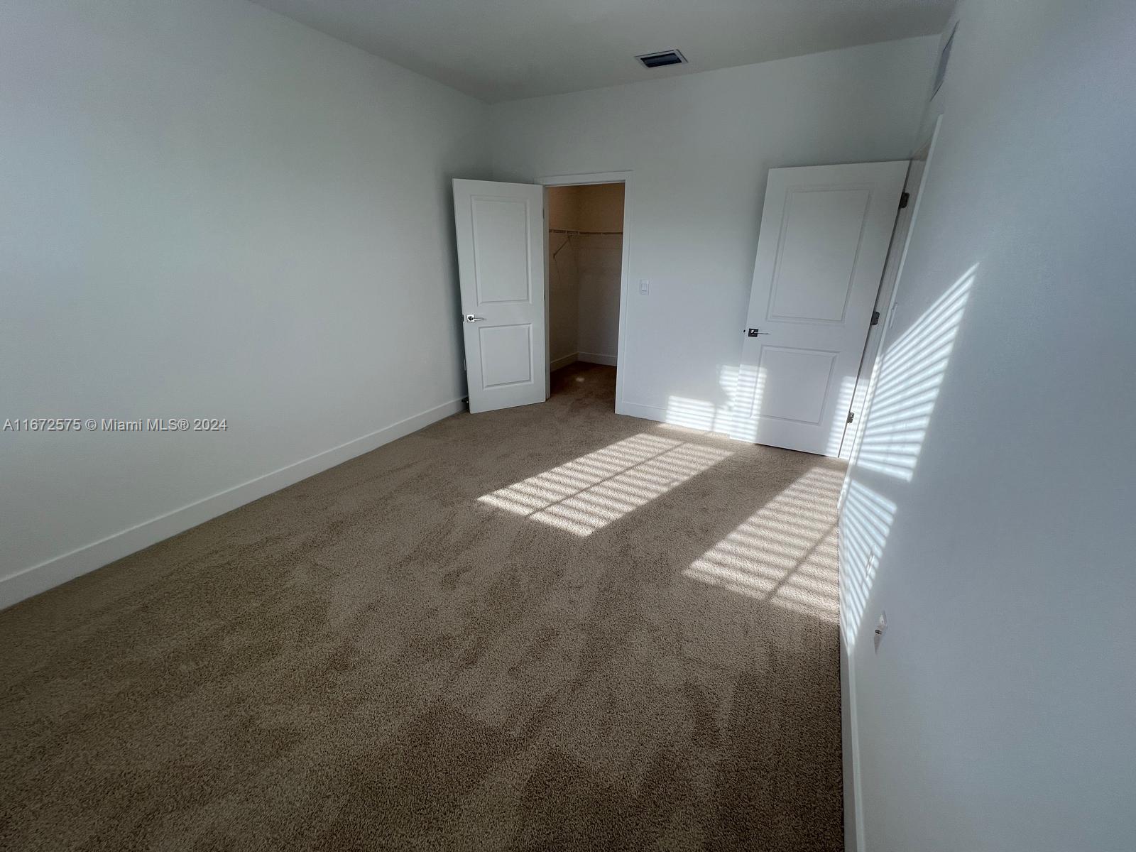 MERRICK SQUARE - Residential Lease