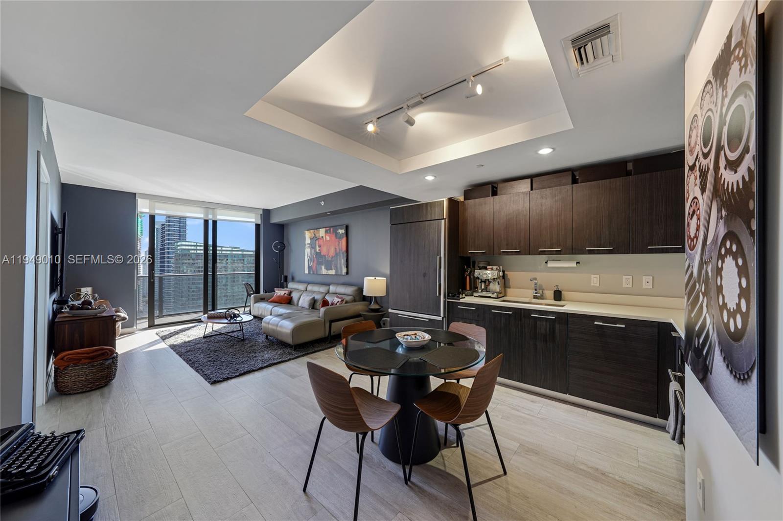 BRICKELL HEIGHTS EAST CON - Residential