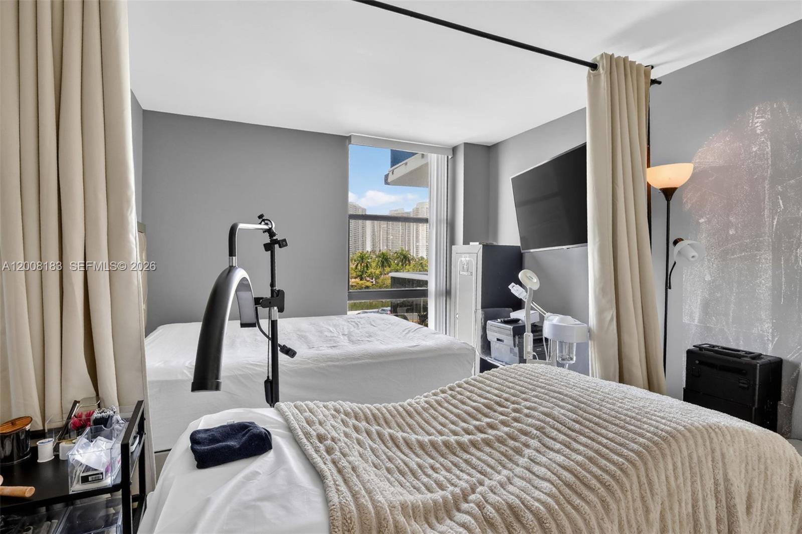 AVENTURA ELDORADO CONDO - Residential
