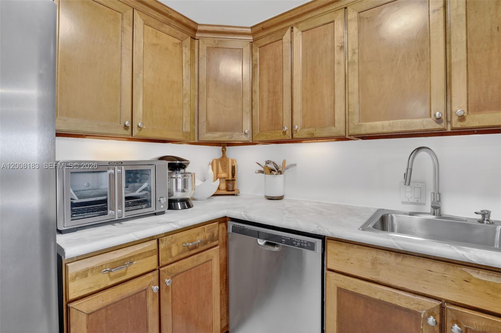 AVENTURA ELDORADO CONDO - Residential