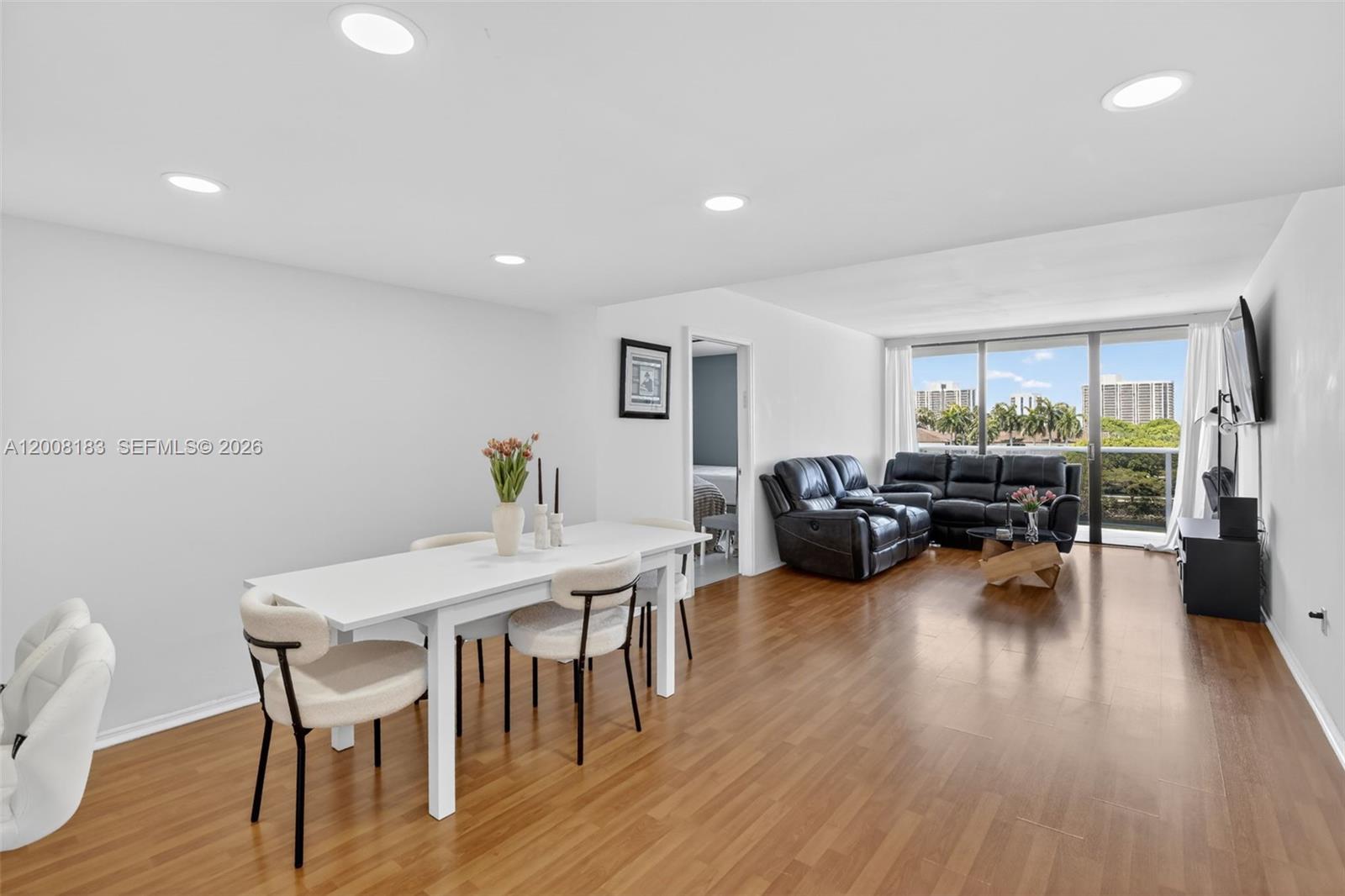 AVENTURA ELDORADO CONDO - Residential