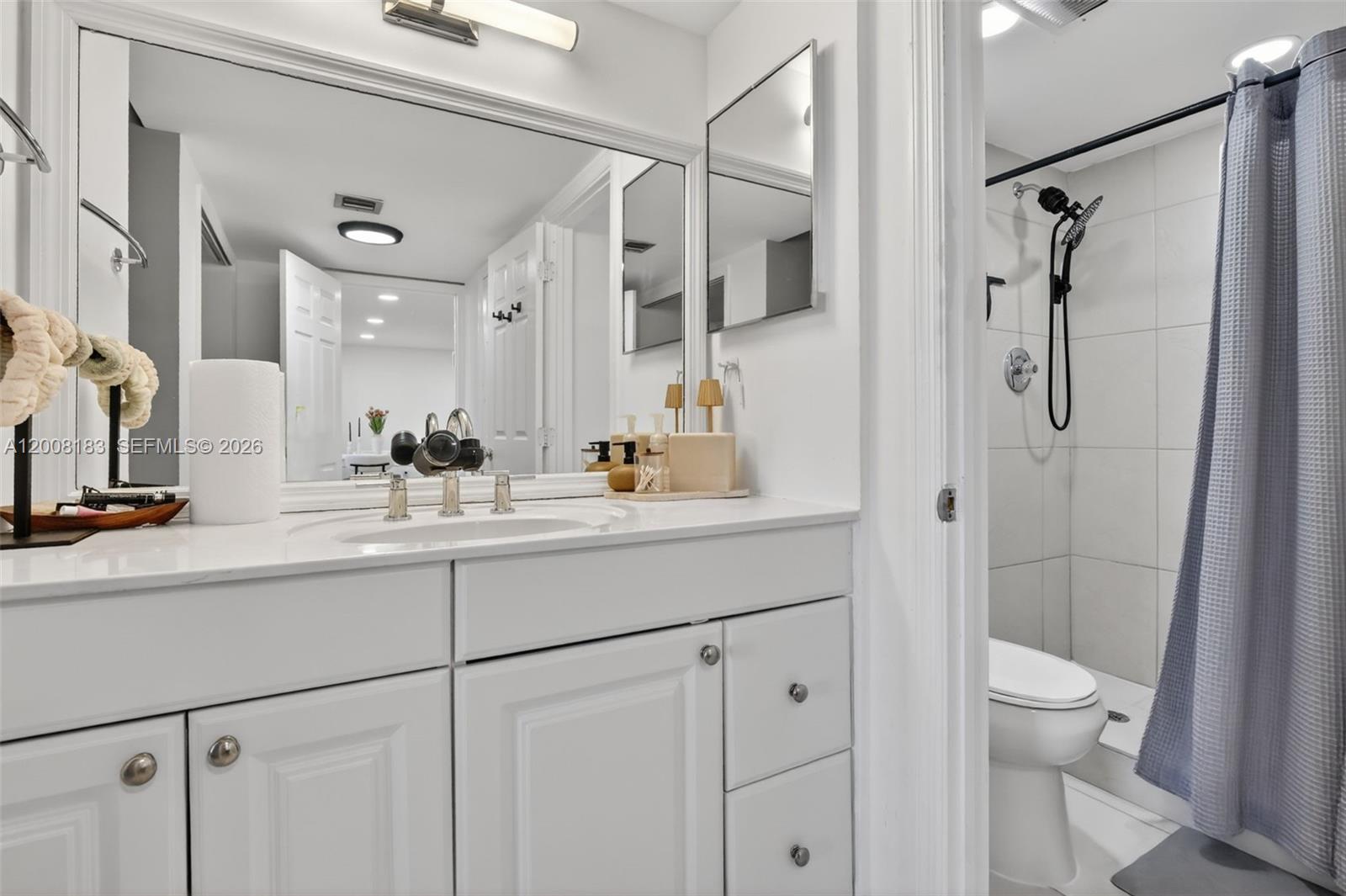 AVENTURA ELDORADO CONDO - Residential