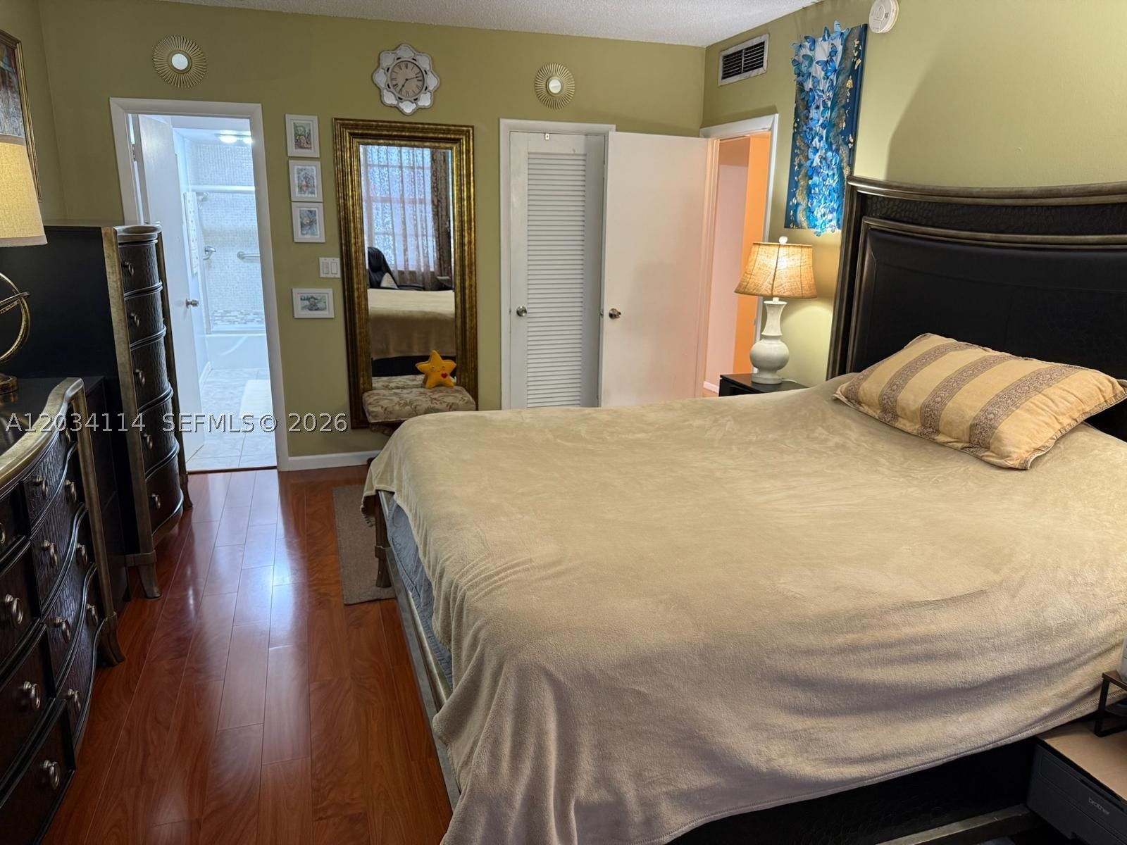 HEMISPHERES CONDO - Residential