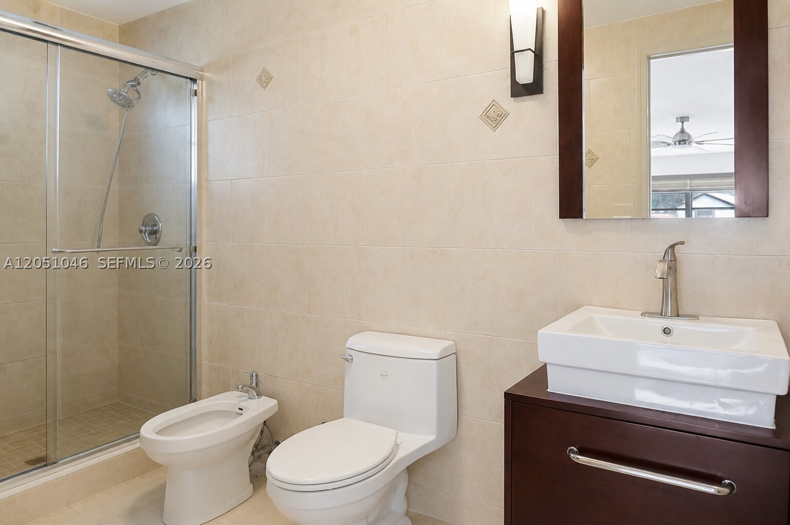 ROYALE GREEN SEC 3 - Residential