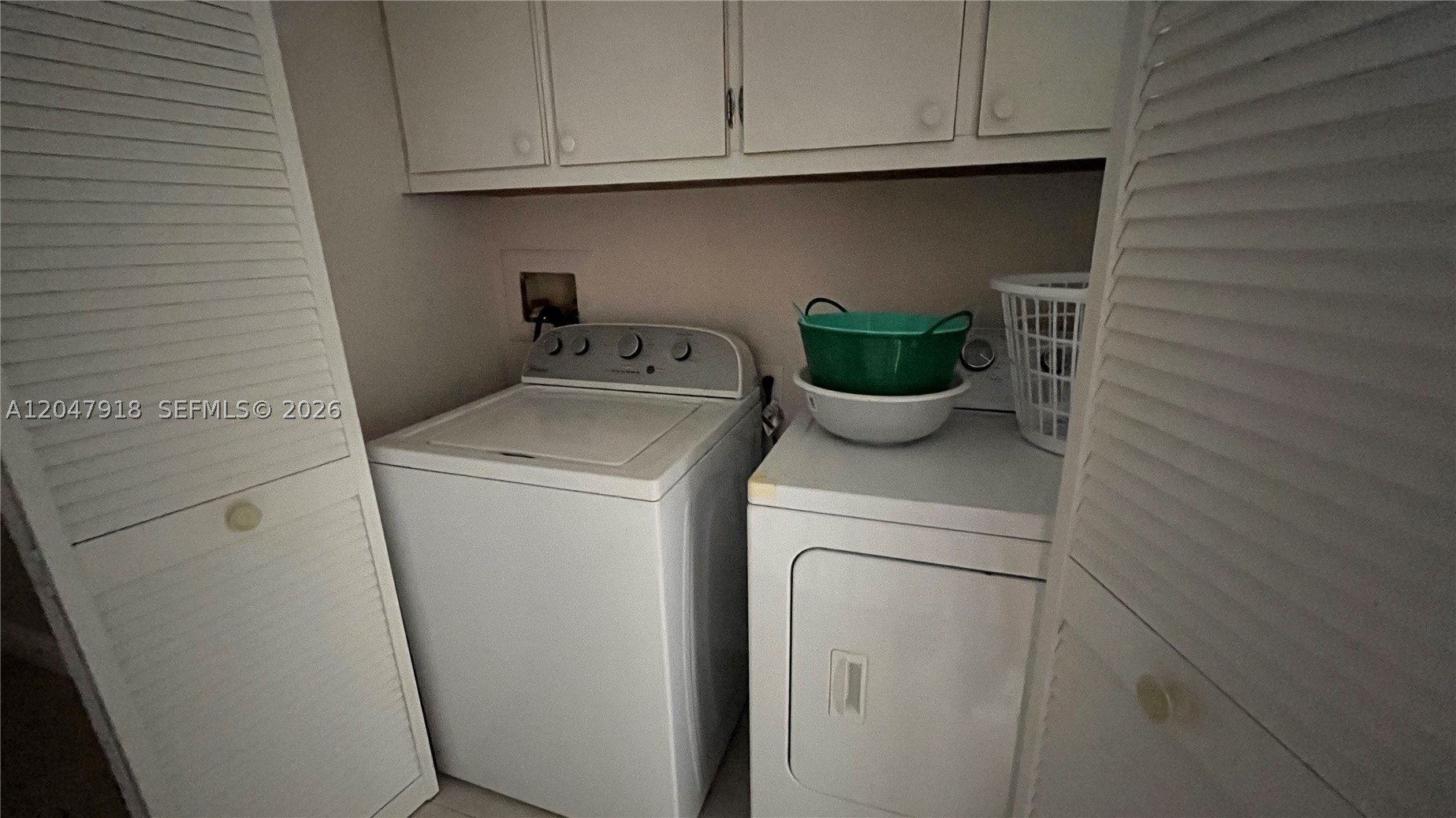 TOWNHOUSES OF VENETIAN PA - Residential Lease