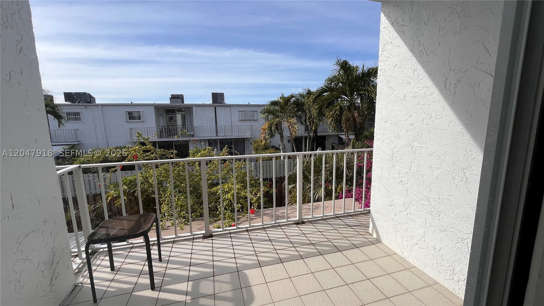 TOWNHOUSES OF VENETIAN PA - Residential Lease
